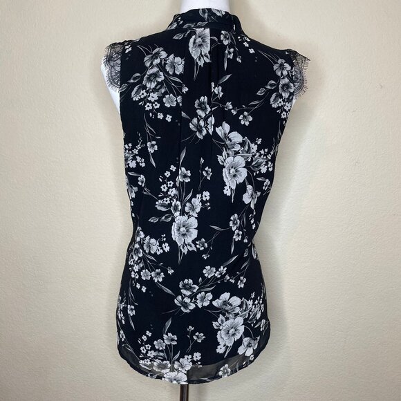 T Tahari Black Floral Lace Cap Sleeve Tie Neck Lightweight Blouse Medium Career - Picture 6 of 14